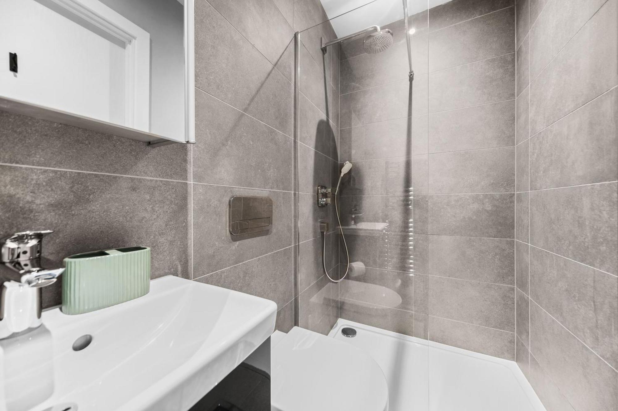 Lambert House Two Apartment Harrogate Ngoại thất bức ảnh